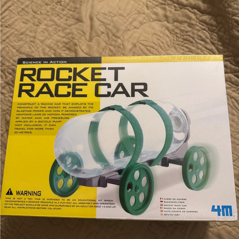 Science In Action Rocket Race Car NEW In Box